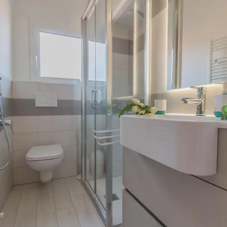 Casa Greppi 아파트 바레나